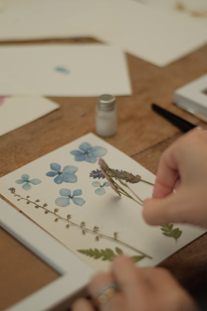 Taller presencial de prensado botánico | sábado 21 de marzo, Vitacura