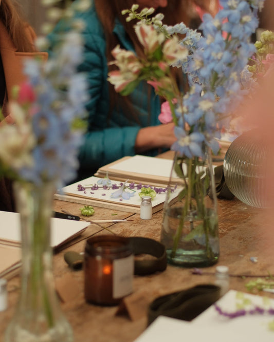Taller presencial de prensado botánico | sábado 19 de julio, Vitacura